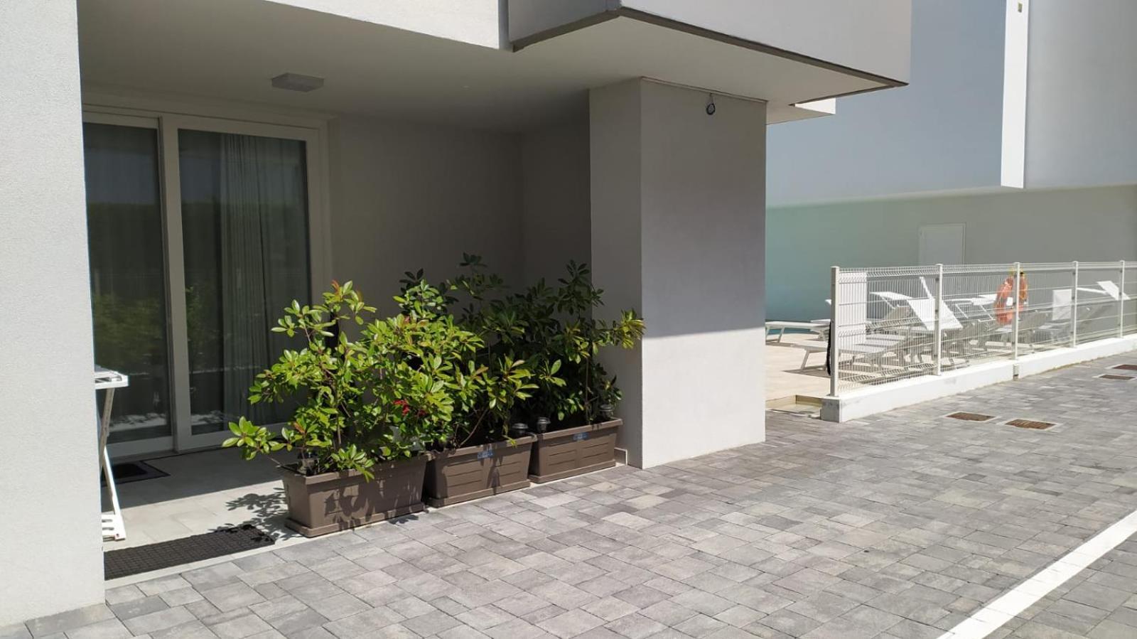 Jesolo Appartamenti F2 - Black And White Екстер'єр фото